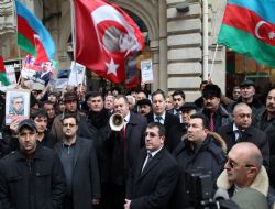 Fransa'ya bir tepki'de Bakü'den